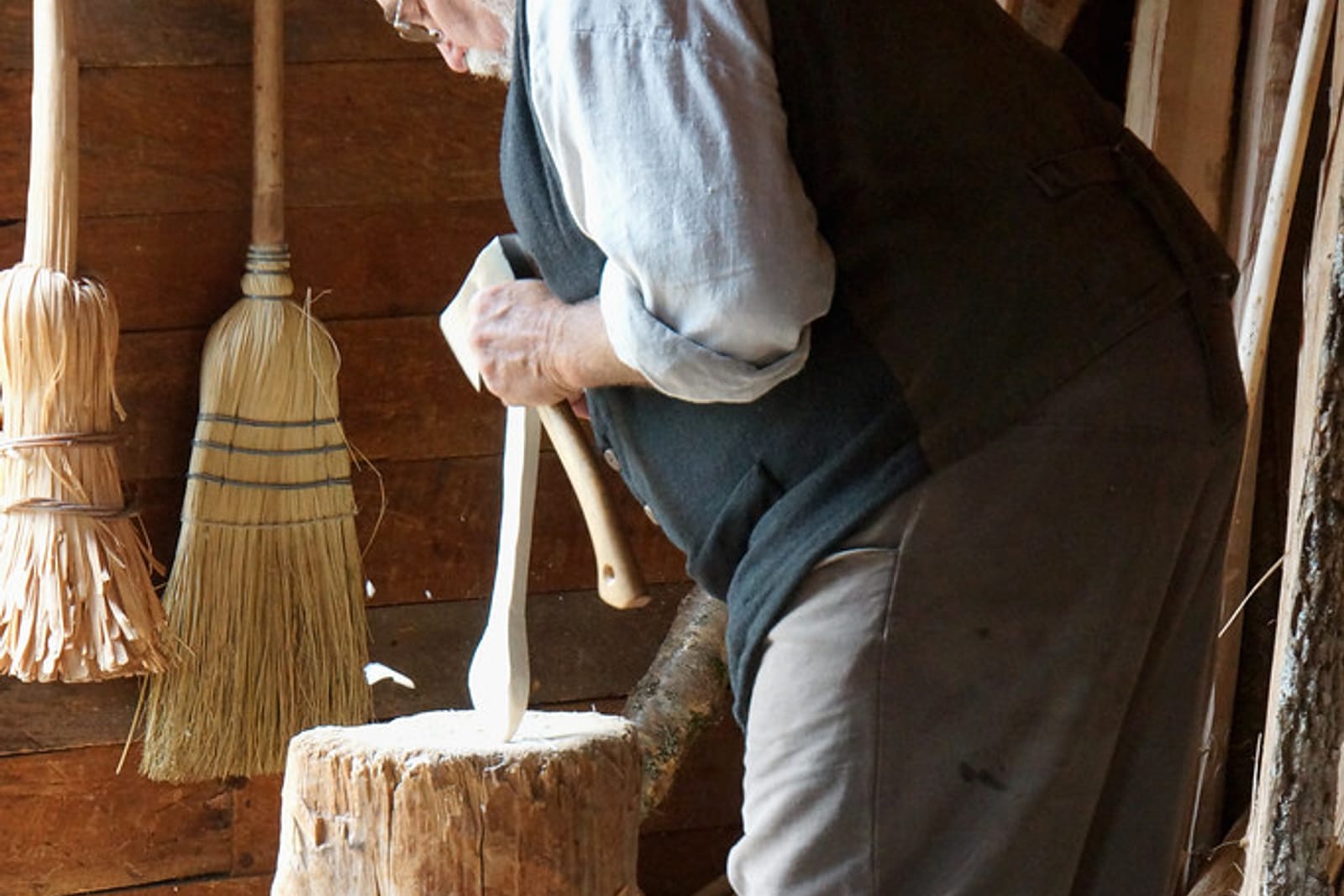 Spoon carving in a day